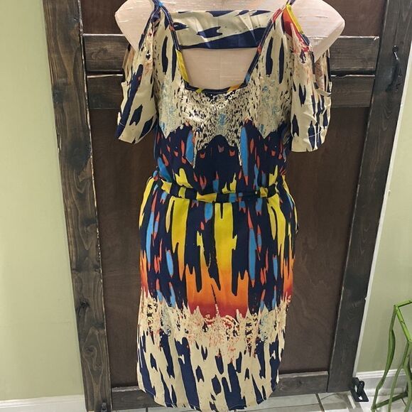 Off the shoulder Retro Dress with tie waist, pockets, & back cut out accent. - Picture 6 of 8